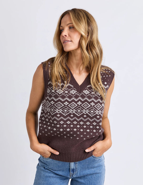Nordic Vest - Chocolate and White