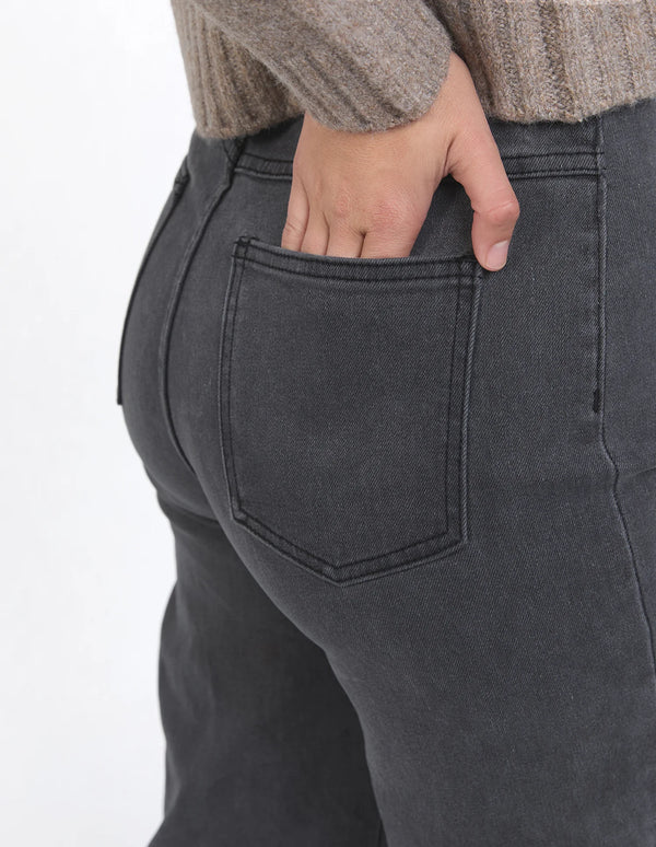 Sarah Wide Leg Jean - Washed Black