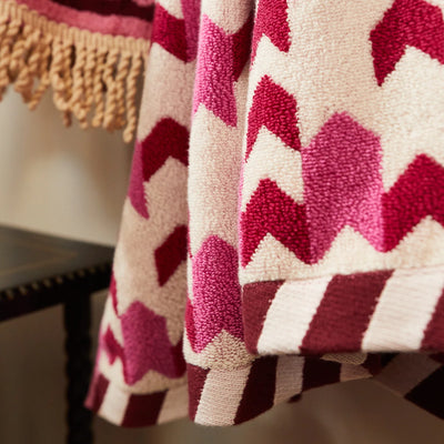 Arlette Towel Range - Fuchsia design details