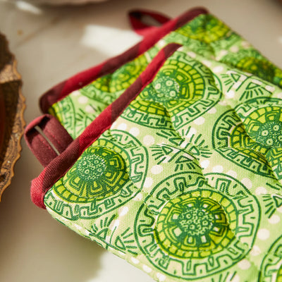 Gabriella Oven Mitt Set