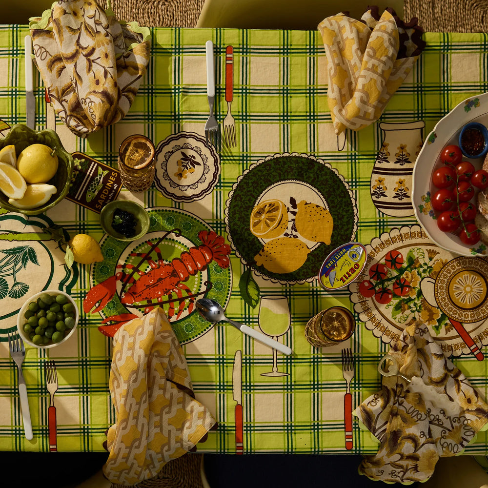 Isla Table Cloth (160 x 240cm)