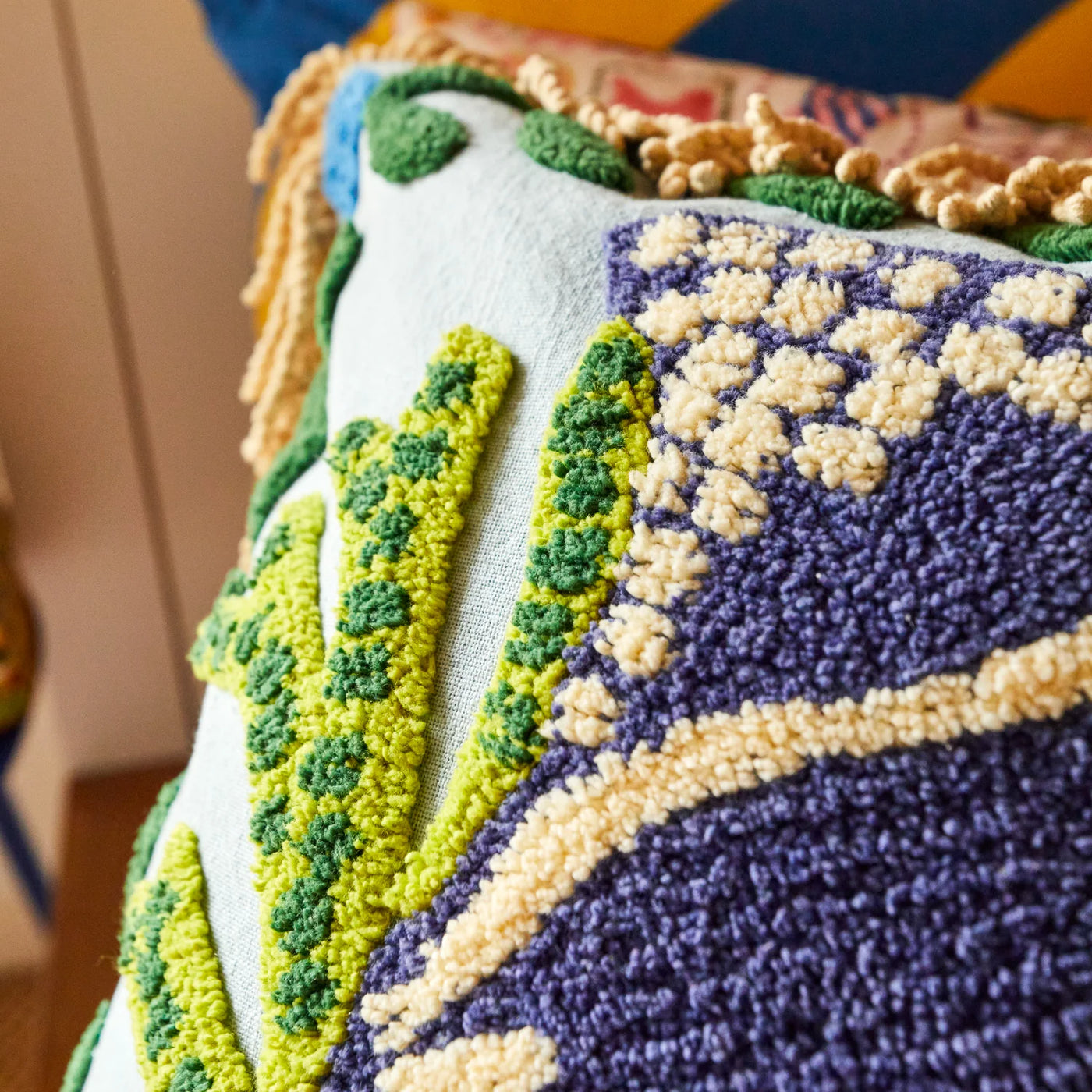 Leone Tufted Cushion