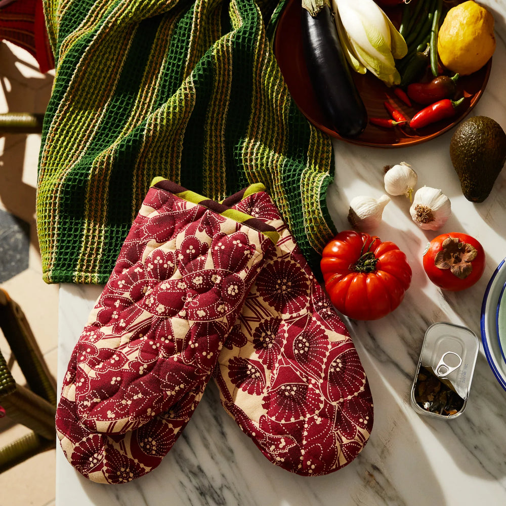 Lucia Oven Mitt Set