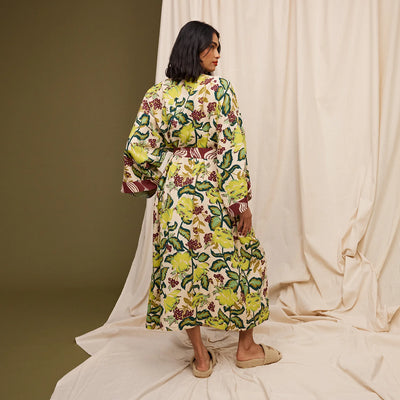 Woman wearing Margot Cotton Bath Robe facing the back