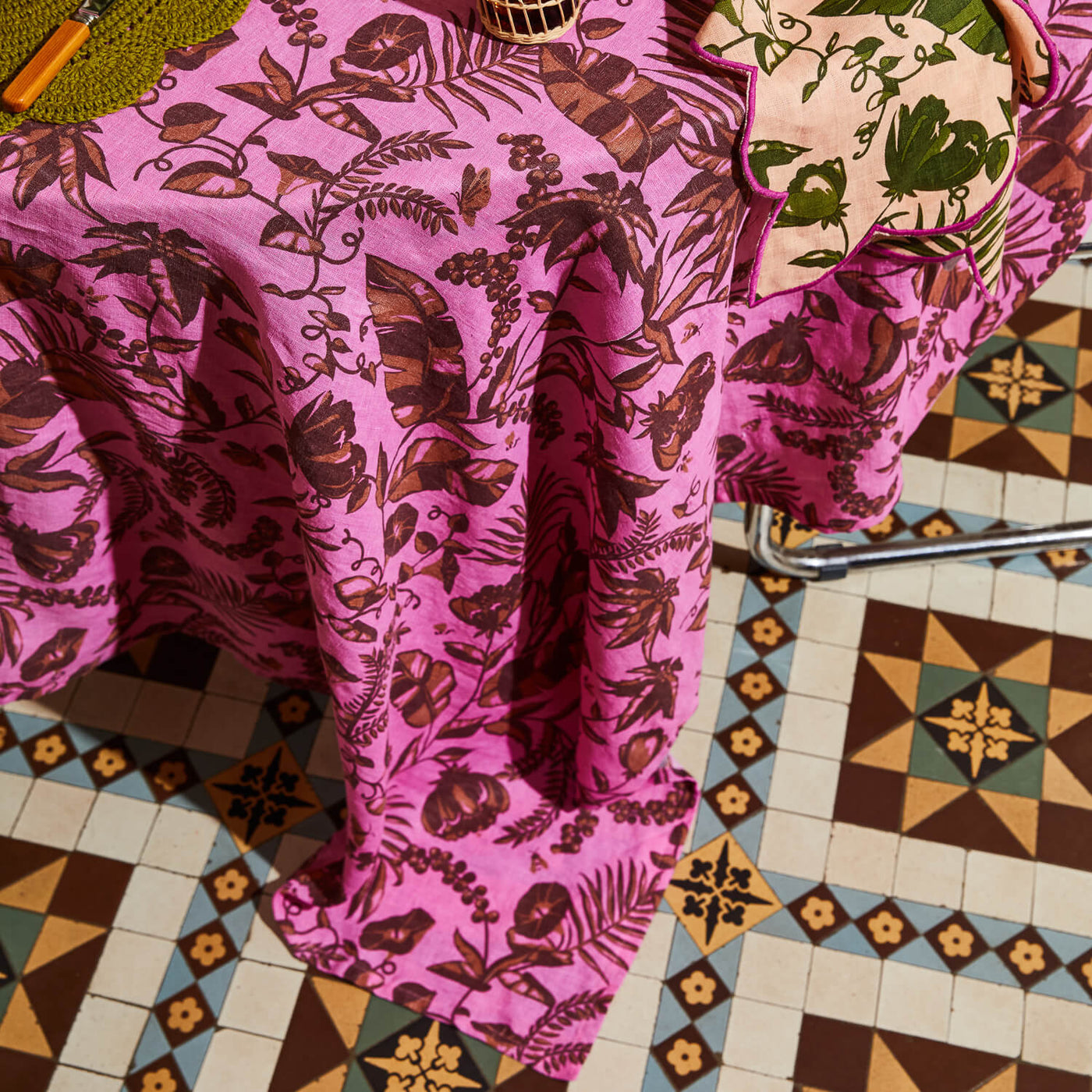 Safia Table Cloth