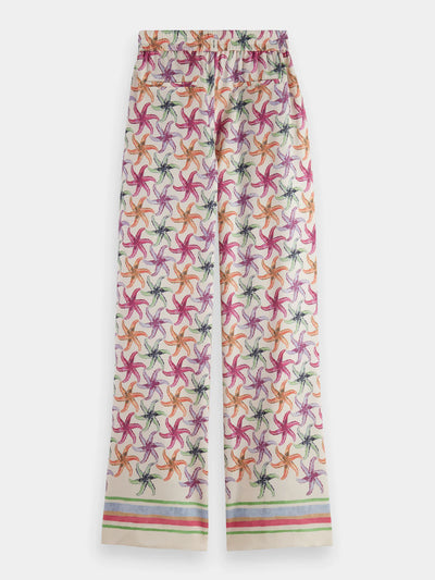 Gia Starfish Printed Pants - Starfish Border back side