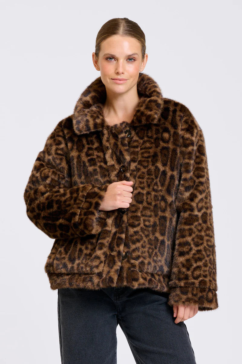 Leopard Faux Fur reversable Jacket