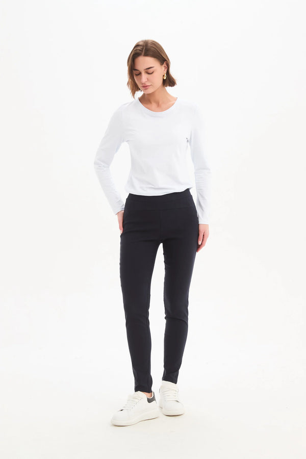 Straight Pant - Black