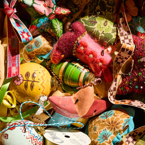 sage-x-clare-nola-boot-decoration