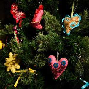 sage-x-clare-sadie-heart-decoration