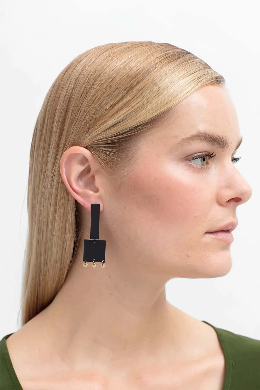 Sten Drop Earring - Black