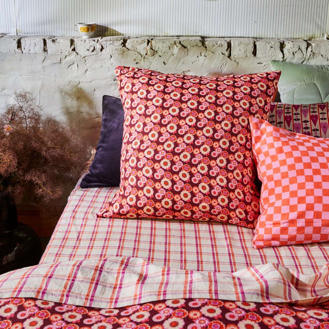 Mollie Linen Euro Pillowcase Set - Rosewood