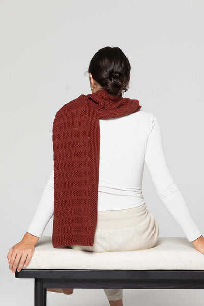 Moss Stitch Knit Scarf - Claret