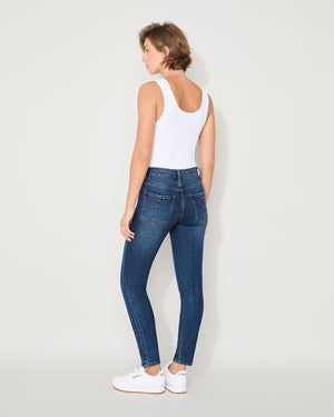 Essential Straight Leg - Dark Indigo